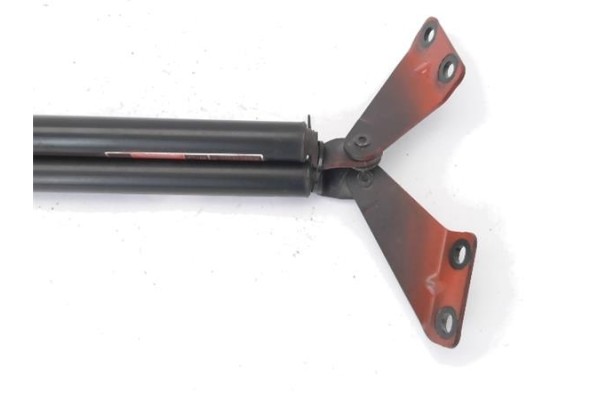 Recambio de amortiguador porton para nissan sunny berlina (n14) 1.6 i 16v referencia OEM IAM 9045050C00 9045150C00 