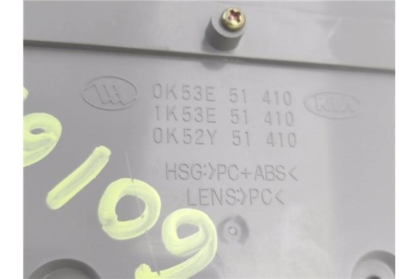 Recambio de luz delantero central techo para kia sorento (bl) 2.5 crdi referencia OEM IAM 928003E001CY 0K53E51410 