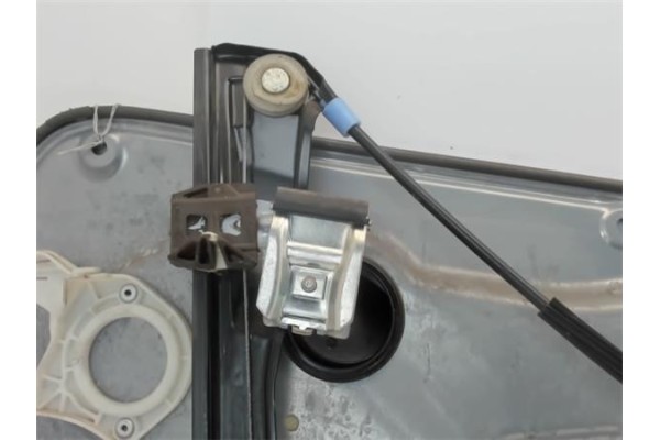 Recambio de elevalunas electrico delantero derecho para seat ibiza (6l1) 1.8 f.r. referencia OEM IAM 6L3837752CR 6L3837756AC 