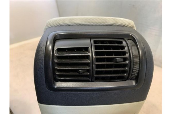 Recambio de reposabrazos para saab 9-3 berlina 1.9 tid referencia OEM IAM 12790310  
