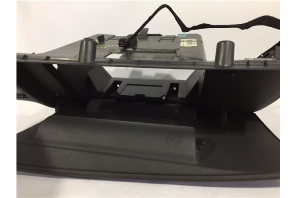 Recambio de guantera salpicadero para volvo s40 berlina 2.0 referencia OEM IAM 8626141 39871860 