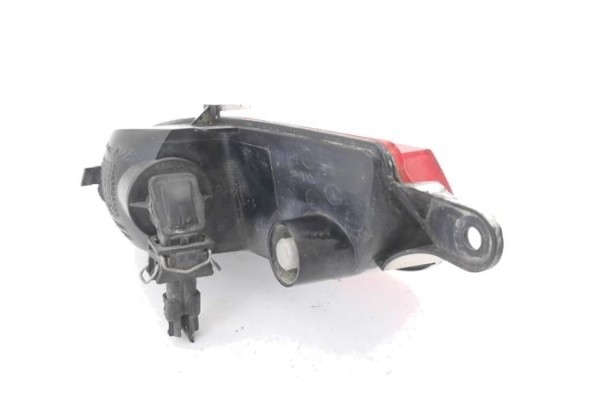 Recambio de piloto defensa trasero izquierdo para opel corsa c 1.3 cdti referencia OEM IAM 13118662  