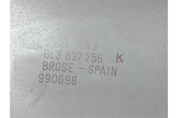 Recambio de elevalunas electrico delantero derecho para seat cordoba berlina (6l2) 1.9 sport referencia OEM IAM 6L3837752BQ 6L38