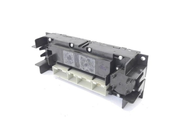 Recambio de mandos calefaccion / a.a. para volkswagen golf iv berlina (1j1) 1.8 t referencia OEM IAM 3B1907044C  