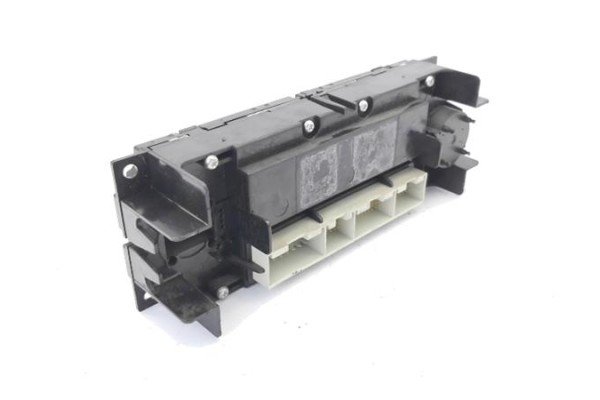 Recambio de mandos calefaccion / a.a. para volkswagen golf iv berlina (1j1) 1.8 t referencia OEM IAM 3B1907044C  