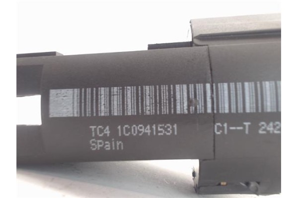 Recambio de mando de luces para volkswagen polo iv (9n1) referencia OEM IAM (1C0941531)  