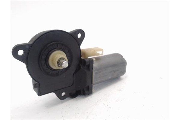 Recambio de motor elevalunas delantero derecho para ford fiesta (cbk) referencia OEM IAM 0130821938  