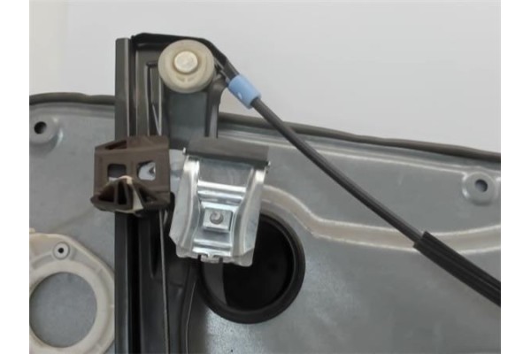 Recambio de elevalunas electrico delantero derecho para seat ibiza (6l1) 1.9 f.r. referencia OEM IAM 6L3837752CQ 6L3837756AC 