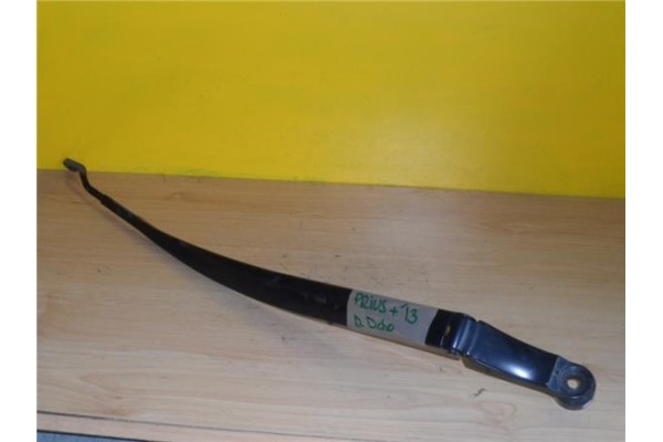 Recambio de brazo limpiaparabrisas delantero derecho para toyota prius+ (2012) 1.8 advance [1,8 ltr. - 73 kw 16v cat (híbrido)] 
