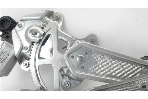 Recambio de mecanismo elevalunas delantero derecho para toyota yaris (ncp1/nlp1/scp1) referencia OEM IAM   