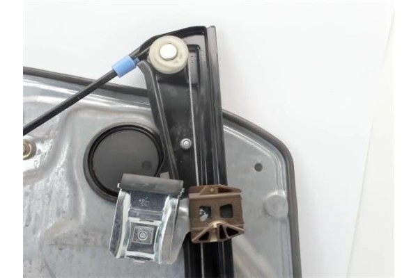 Recambio de elevalunas electrico delantero derecho para seat ibiza (6l1) 1.8 cupra referencia OEM IAM 6L3837752AD 6L3837756H 