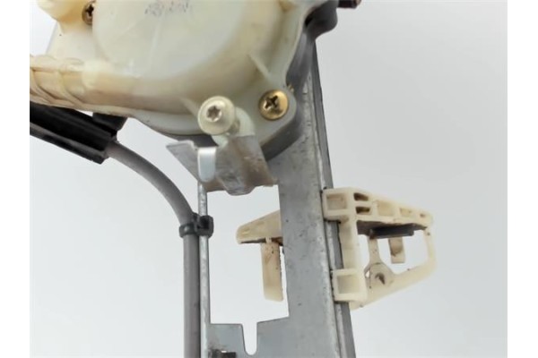 Recambio de mecanismo elevalunas delantero derecho para renault megane ii berlina 3p referencia OEM IAM   