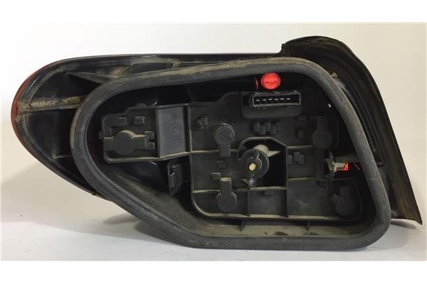 Recambio de piloto trasero derecho para citroen xsara berlina 1.9 td referencia OEM IAM 6351J5 2202363 25340801 , CITROËN