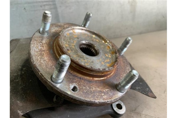 Recambio de mangueta delantero izquierda para kia sorento (bl) 2.5 crdi referencia OEM IAM 513E+255 511003E650 