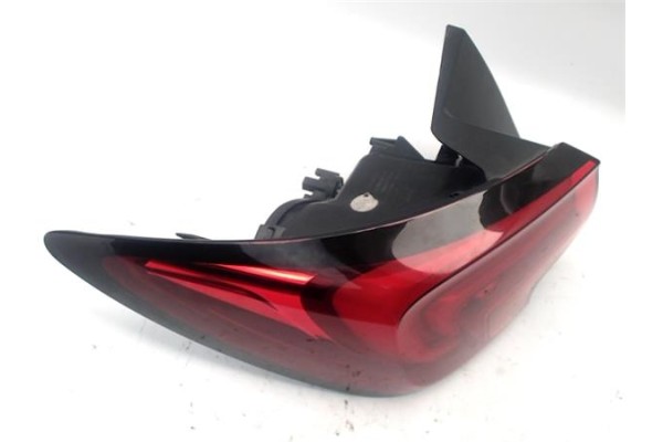 Recambio de piloto trasero izquierdo para opel astra k berlina 5p 1.6 dynamic referencia OEM IAM 39099016  