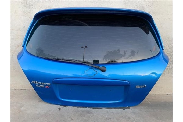 Recambio de porton trasero para nissan almera (n16/e) referencia OEM IAM 901005M330  