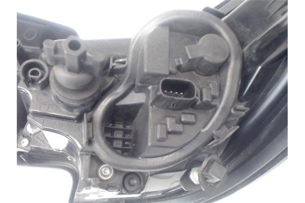 Recambio de piloto trasero izquierdo para opel astra k berlina 5p 1.6 dynamic referencia OEM IAM 39099016  