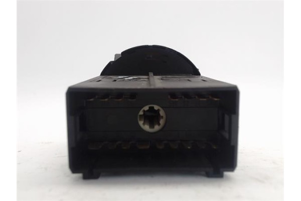 Recambio de mando de luces para volkswagen polo iv (9n1) referencia OEM IAM (6Q0941531C)  