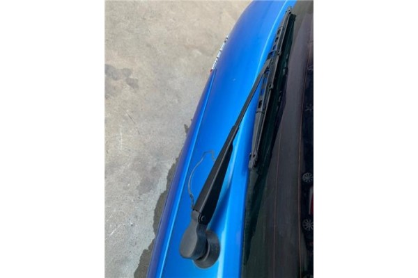 Recambio de porton trasero para nissan almera (n16/e) referencia OEM IAM 901005M330  