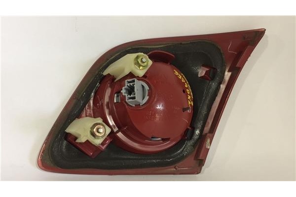 Recambio de piloto interior izquierdo para mazda 3 berlina (bk) 1.6 referencia OEM IAM BP4L513G0C GP0672 997008215 , MAZDA | 997