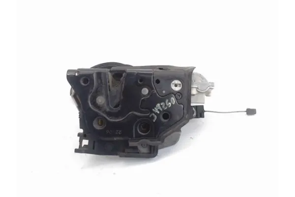 Recambio de cierre electromagnetico trasero derecho para seat toledo (5p2) referencia OEM IAM 05P0839012  