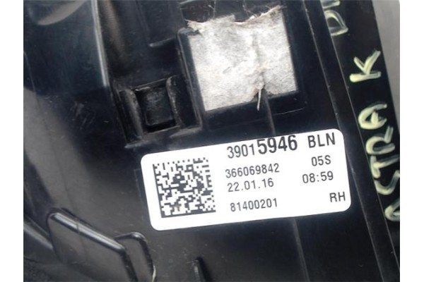 Recambio de piloto trasero derecho para opel astra k berlina 5p 1.6 dynamic referencia OEM IAM 39099017  