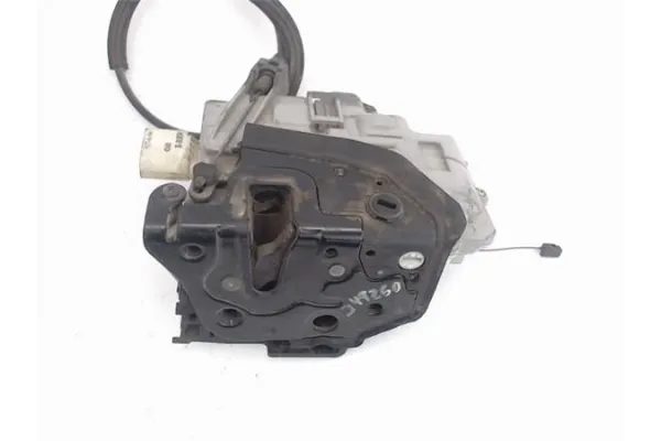 Recambio de cierre electromagnetico trasero derecho para seat toledo (5p2) referencia OEM IAM 05P0839012  