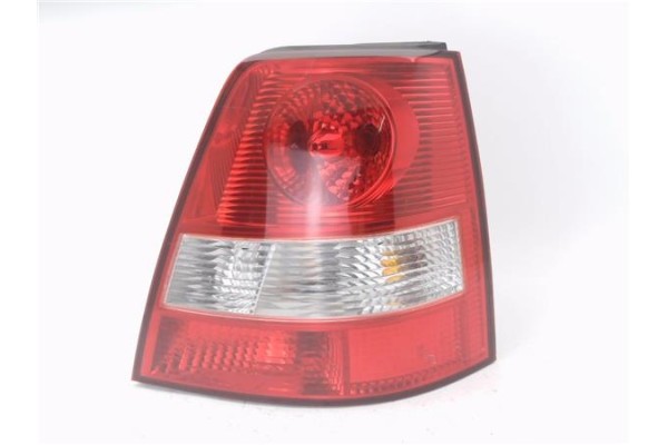 Recambio de piloto trasero derecho para kia sorento (bl) 2.5 crdi referencia OEM IAM 924E+15 E138362 