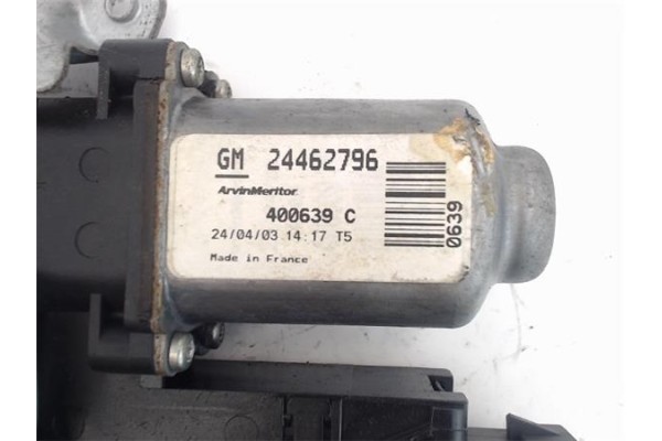 Recambio de mecanismo elevalunas delantero derecho para opel corsa c referencia OEM IAM   