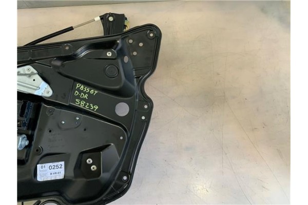 Recambio de elevalunas electrico delantero derecho para volkswagen passat berlina (3c2) 2.0 tdi referencia OEM IAM   
