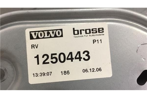 Recambio de elevalunas electrico delantero derecho para volvo s40 berlina 2.0 referencia OEM IAM 1250443 30773907AA 