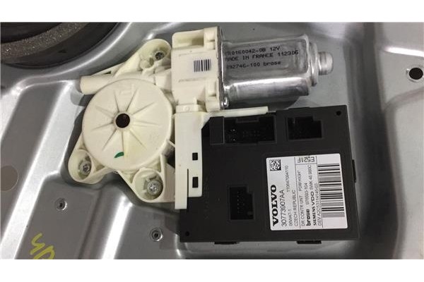 Recambio de elevalunas electrico delantero derecho para volvo s40 berlina 2.0 referencia OEM IAM 1250443 30773907AA 