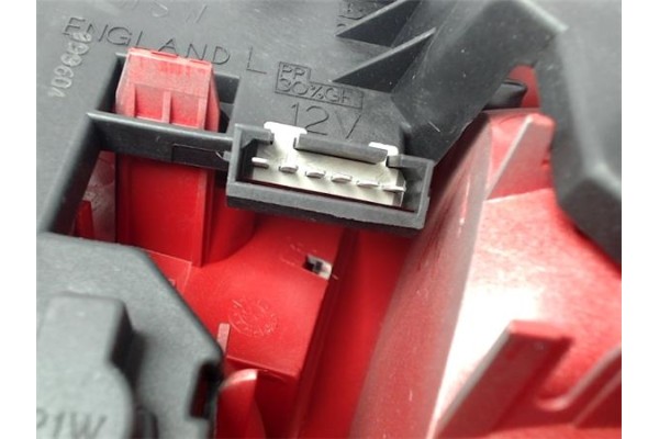 Recambio de piloto trasero izquierdo para audi a4 berlina (b5) referencia OEM IAM   