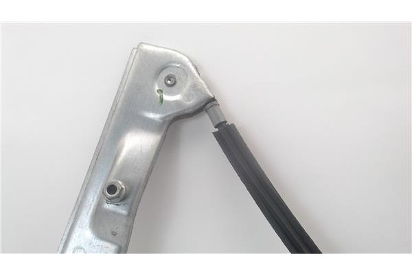Recambio de mecanismo elevalunas delantero derecho para mitsubishi colt berlina 3 (z30) referencia OEM IAM 5713A136  