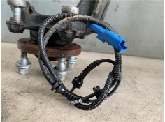 Recambio de mangueta delantero izquierda para peugeot 2008 1.2 access referencia OEM IAM 1607557480  