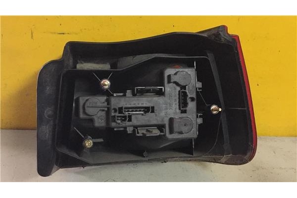 Recambio de piloto trasero izquierdo para seat ibiza (6k1) 1.9 signo referencia OEM IAM 6K6945095J 6K6945111G 