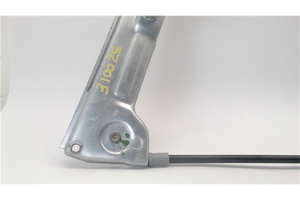 Recambio de mecanismo elevalunas delantero derecho para mitsubishi colt berlina 3 (z30) referencia OEM IAM 5713A136  