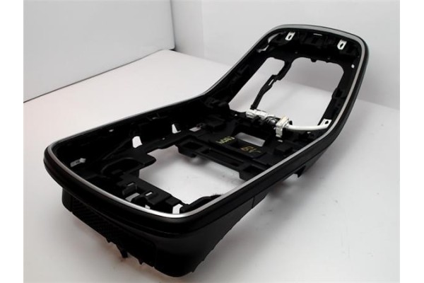 Recambio de embellecedor consola central para renault grand scenic 1.2 referencia OEM IAM   