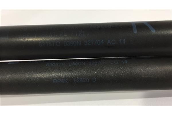 Recambio de amortiguador porton para mazda 3 berlina (bk) 1.6 referencia OEM IAM BP4K63620 BP4K62620 