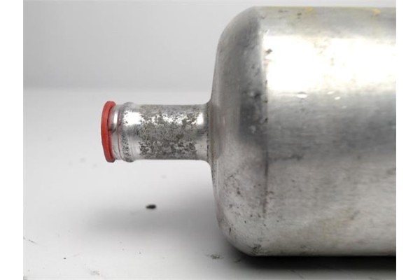Recambio de bomba combustible para renault kangoo 4x4 1.9 rapid referencia OEM IAM 581070008 0580464076 