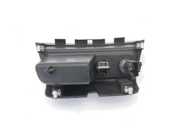 Recambio de embellecedor salpicadero para peugeot 2008 1.2 access referencia OEM IAM 9674655277 96746552ZD 