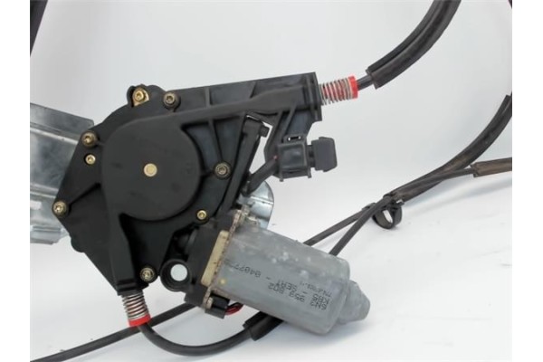 Recambio de mecanismo elevalunas delantero derecho para volkswagen polo iii (6n1) 1.05 básico referencia OEM IAM 6N3837462 6K395