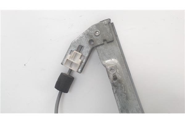 Recambio de mecanismo elevalunas delantero derecho para peugeot 206 referencia OEM IAM 9222F7  