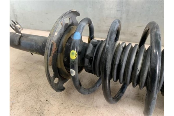 Recambio de amortiguador delantero derecho para peugeot 2008 1.2 access referencia OEM IAM 9820325780  