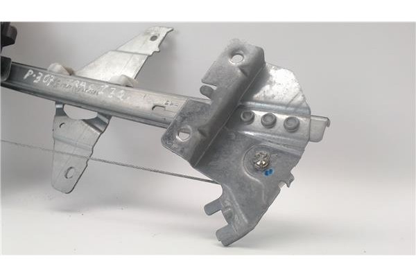 Recambio de mecanismo elevalunas trasero izquierdo para peugeot 307 (s1) referencia OEM IAM 400585V  