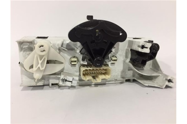 Recambio de mandos calefaccion / a.a. para renault kangoo ii (f/kw0) 1.5 furgón professional referencia OEM IAM 001109  