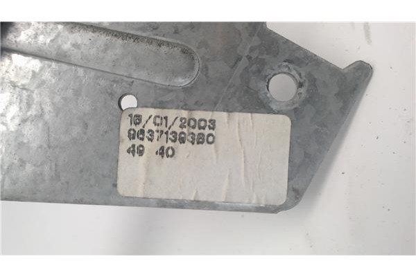 Recambio de mecanismo elevalunas delantero derecho para peugeot 307 (s1) referencia OEM IAM 9222K0  
