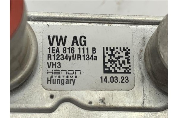 Recambio de condensador para ford explorer (ctw) híbrido st-line plug-in-hybrid 4x4 referencia OEM IAM 1EA816111B 1EA816114 