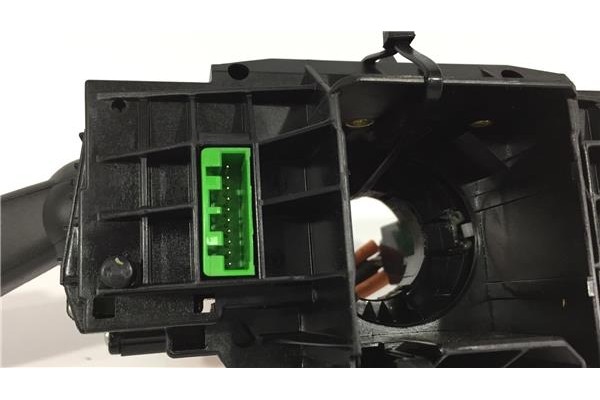Recambio de mando de luces para volvo s40 berlina 2.0 referencia OEM IAM 30773157 0367946 