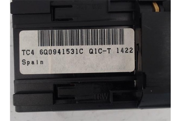 Recambio de mando de luces para volkswagen polo iv (9n3) referencia OEM IAM (6Q0941531C) 1422 